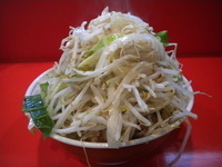 「小ラーメン 600円（ヤサイ・ニンニク・カラメ）」@ラーメン二郎 府中店の写真