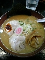 「みそらーめん+替え玉無料」@とんこつらーめん 頑々坊子の写真