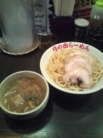 「チャーシュー剛満つけ麺（大盛）」@日の出らーめん 横浜桜木町本店の写真