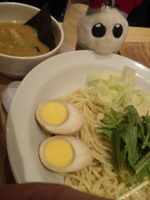 「カレーつけめん」@らーめん由○ 浦和パルコ店の写真