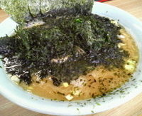 「ラーメン（中） かため 岩のり」@奥津家の写真