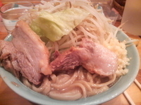 「えぼし（野菜マシマシ+ニンニク）」@えぼし麺 菜良の写真