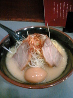 「龍舞とんこつラーメン:850円」@創作ラーメン 龍舞の写真