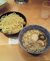 「味玉つけめん+豚ほぐし」@六厘舎の写真