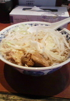 「ラーメン（600円）野菜普通+ニンニク+味少し濃い目」@麺香房 暖々の写真