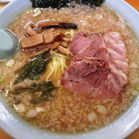 「チャーシューメン（麺カタメ・アブラ多め）￥800」@ラーメンショップ 本庄店の写真