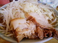 「らーめん（にんにく入り）」@ラーメン髭の写真