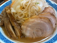 「坂本鶏ヤサイラーメン+魚介【お盆限定】700円」@山勝軒の写真