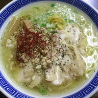 「鶏そば（麺カタメ）￥700【期間限定】 鶏チャーシュー3切れ増し」@焼きあご豚骨らーめん 豚骨にし田の写真