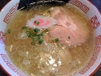 「塩らーめん」@ぬーぼう 二代目店の写真