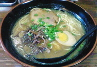 「らーめん（豚骨醤油）」@一徹の写真