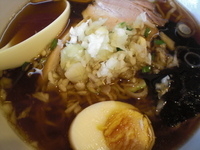 「まんぷくセット（ラーメン+カレーライス）1000円」@かすやらーめんの写真