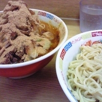 「ラーメン+つけ麺（ニンニクアブラ）+カツオくん」@ラーメン二郎 栃木街道店の写真