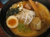 「味噌ラーメンチャーシュー1枚680円」@らーめん本郷亭 名駅店の写真