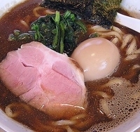 「濃口にぼし 大盛り（奥久慈自然卵の半熟味付卵トッピング）」@菜の写真