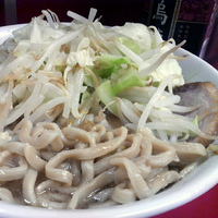 「小ラーメン （麺半分www 、ニンニク） ￥650」@ラーメン二郎 桜台駅前店の写真