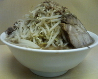 「ラーメン（大盛+100g・ヤサイ）」@ガッツリラーメン めんしろうの写真