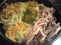 「塩油そば（中盛）+茹で野菜+肉増し」@鶏そば専門店 前略。まるきゅうの写真