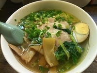 「モンゴル塩ラーメン（鶏ガラ）740円」@名物ラーメン一力の写真