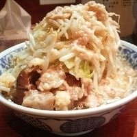 「らーめん・野菜ちょっと多め・にんにく・脂多め ￥600」@麺香房 暖々の写真