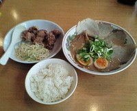 「唐揚げ定食 （チャーシュー+味玉）」@天下一品 府中中河原店の写真