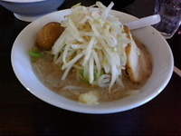 「やさいとんこつラーメン」@らーめんの円熟屋 大里店の写真