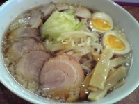 「野菜麺（脂多め）+ちゃーしゅー+味付半熟たまご+ランチらいす」@麺杏の写真