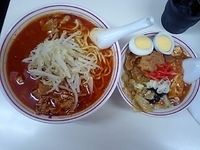 「北極ラーメン+3/4蒙古丼」@蒙古タンメン 中本 本店の写真