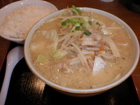 「野菜みそラーメン（680円）ライス（150円）」@ラーメン みそ伝 仙台東店の写真