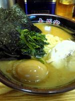 「ラーメン+サービス味玉」@横浜家系ラーメン 大原家の写真