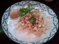 「【期間限定メニュー】鶏サラダの冷製ココナッツミルク麺  900円」@づゅる麺 池田の写真