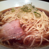 「中華そば（中） ￥700」@麺処 遊の写真