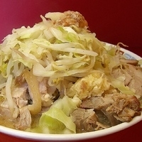 「大ラーメンダブル豚入り（ヤサイマシマシニンニクアブラ）￥950」@ラーメン二郎 ひばりヶ丘駅前店の写真