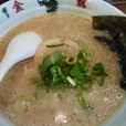 とんこつラーメン 320円