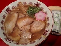 「特製中華そば（850円）+早ずし（200円）」@井出商店 新横浜ラーメン博物館店の写真