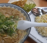 「ラーメン定食 700円（ラーメン&餃子3個+小焼飯）」@赤のれん節ちゃんラーメンの写真