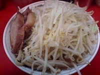 「味噌ラーメン（太麺・ヤサイヤヤマシ）（700円）」@ラーメン 麺徳 東陽町店の写真