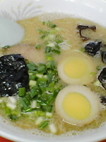 「玉子ラーメン(¥850)+替え玉(¥150)」@どんたくの写真