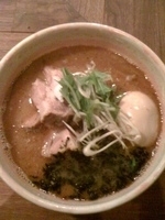 「全部入りらーめん」@麺酒場 まがり 南行徳店の写真