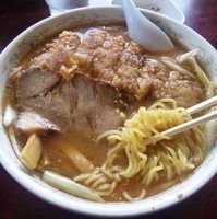 「大勝ラーメン（味噌）中盛+半ライス 1150円+100円+100」@中華そば だいかつの写真