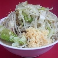 「小ラーメン ヤサイマシニンニク ￥650」@ラーメン二郎 茨城守谷店の写真