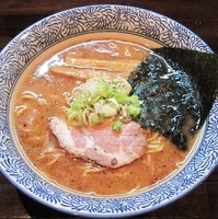 「漁（リョウ） 醤油らー麺」@さくらの写真