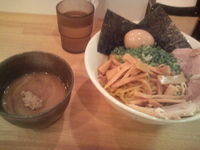 「得のせつけ麺（中盛）」@らぁめん  丸の写真