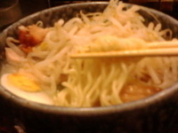 「鶏のせ塩らーめん780円+もやし100円」@千石自慢ラーメン 西巣鴨店の写真