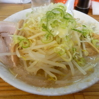「しょうゆもやしらーめん（ギタギタ）」@こってりらーめん なりたけ 本八幡店の写真
