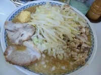 「味噌らーめん750円+大盛り100円+細切れ肉70円+たまねぎ7」@ラーメン大 我孫子店の写真