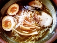 「名物醤玉（ジャンタマ）ラーメン」@うぇいうぇいの写真