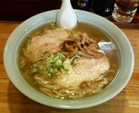 「醤油ラーメン（大盛り）」@榮ラーメンの写真