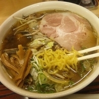 「魚醤ラーメン（こってり/太麺）730円」@魚一 らーめん工房の写真