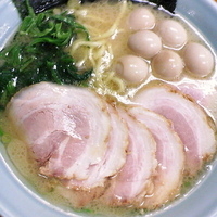 「チャーシュウ麺（豚骨醤油） 並¥850（味普通・麺カタメ・アブラ」@横浜ラーメン 湘家 前橋店の写真